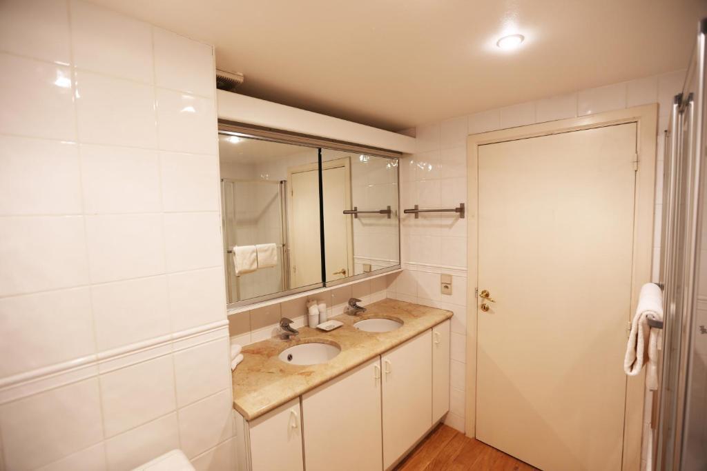 B&B Villa Leopoldine Brussels Guesthouse Ixelles Rum bild