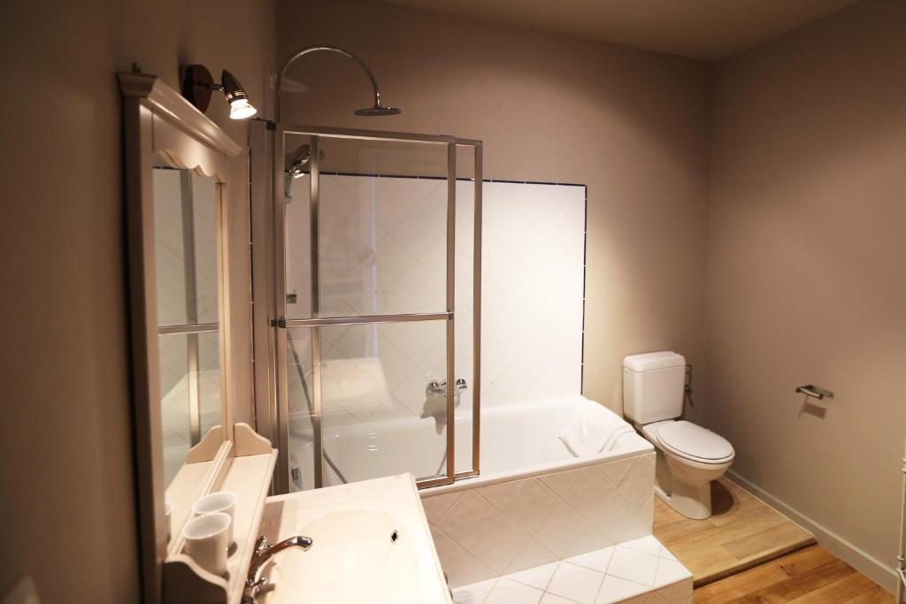 B&B Villa Leopoldine Brussels Guesthouse Ixelles Rum bild