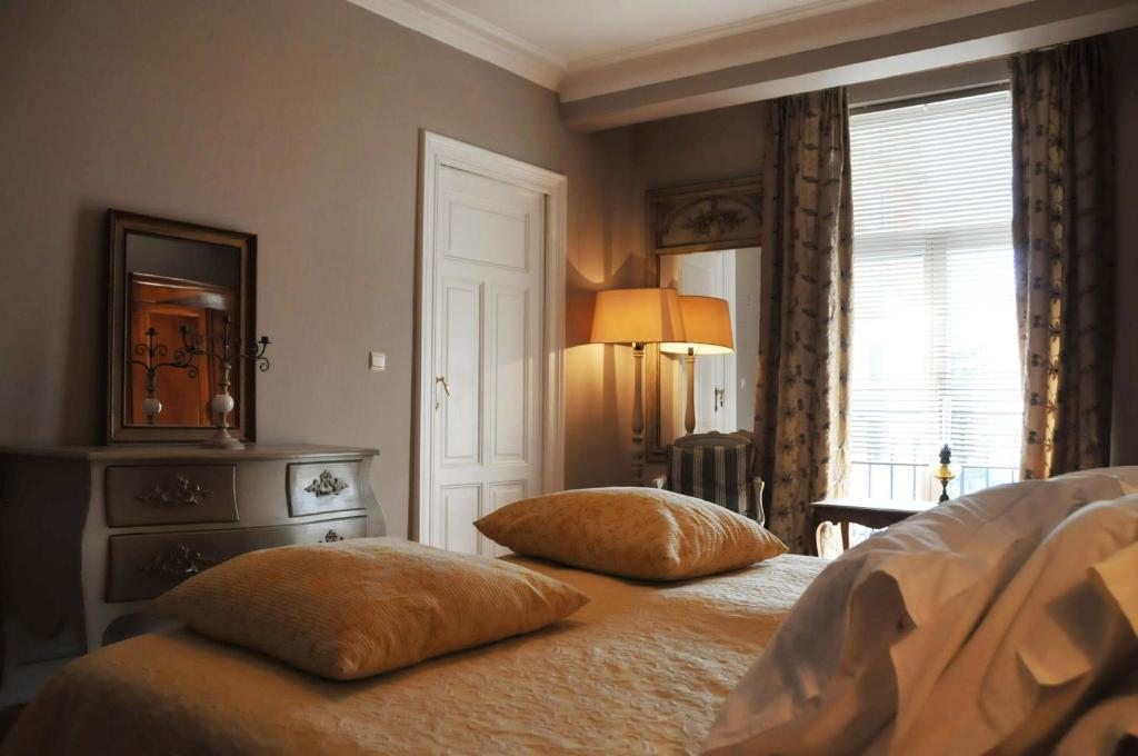 B&B Villa Leopoldine Brussels Guesthouse Ixelles Rum bild